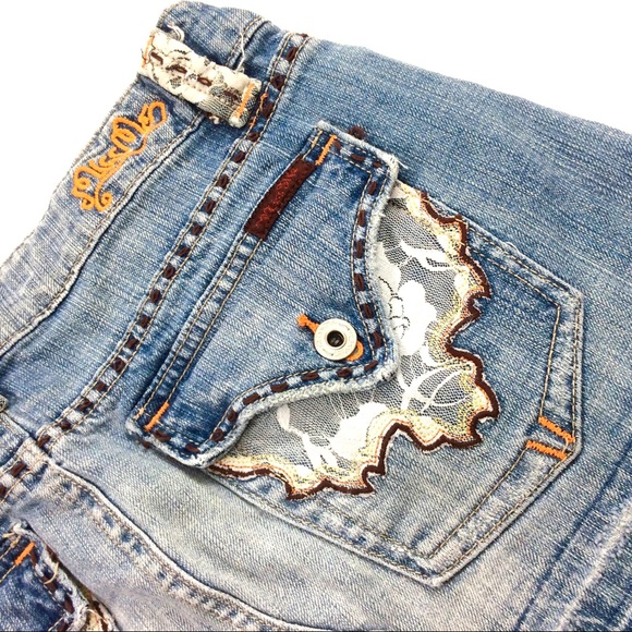 Miss Me Lace Micro Mini Skirt - Picture 2 of 6