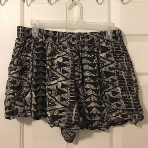 Cloth Aztec Print Shorts