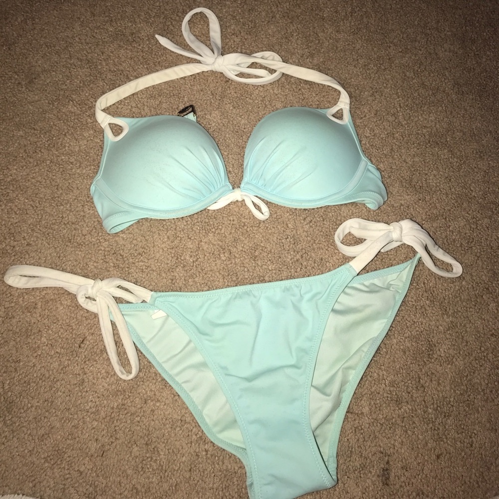 🌟 34B Push-up Victoria’s Secret Swimsuit 🌟