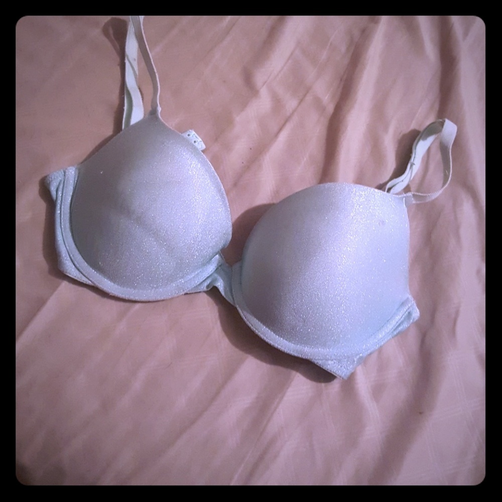size 34D Pink bra