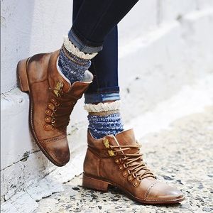 DISO Free People Ventura Hiking Boots 41