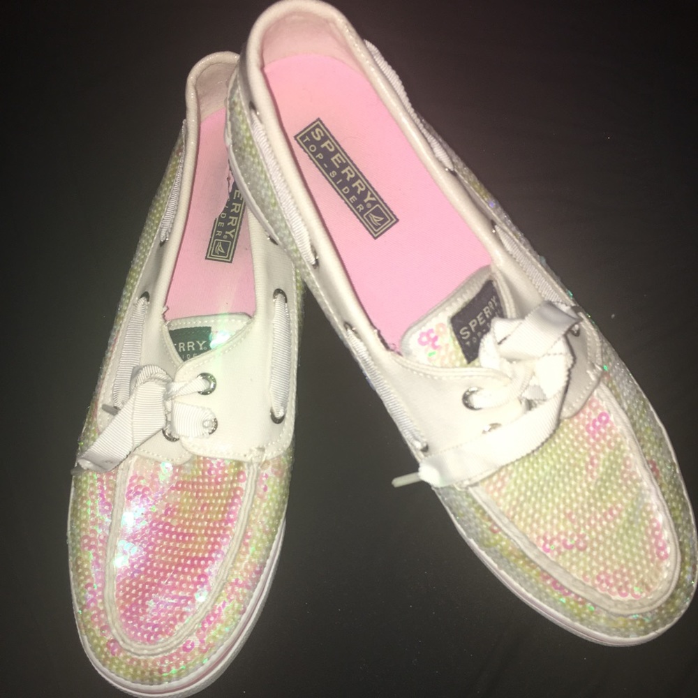 Size 9.5 iridescent sequin Sperrys