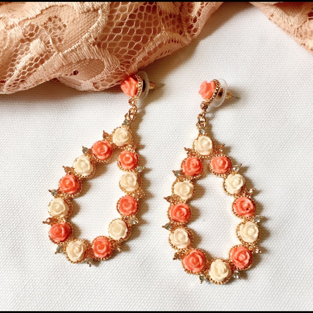 Floral earnings