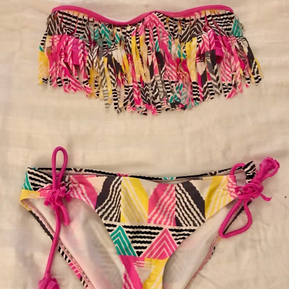 Tribal fringe bikini 🌸🌼