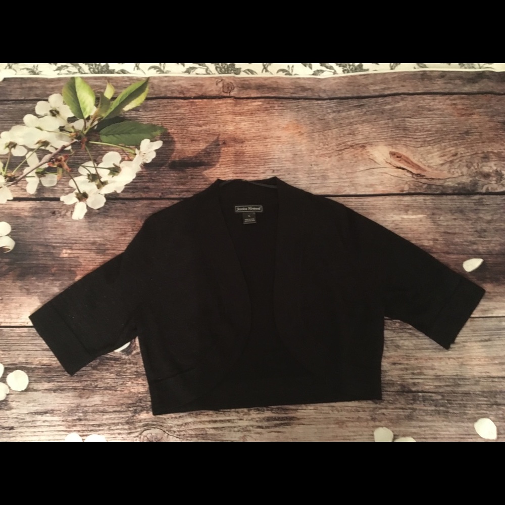 Extra-large Jessica Howard bolero jacket in black
