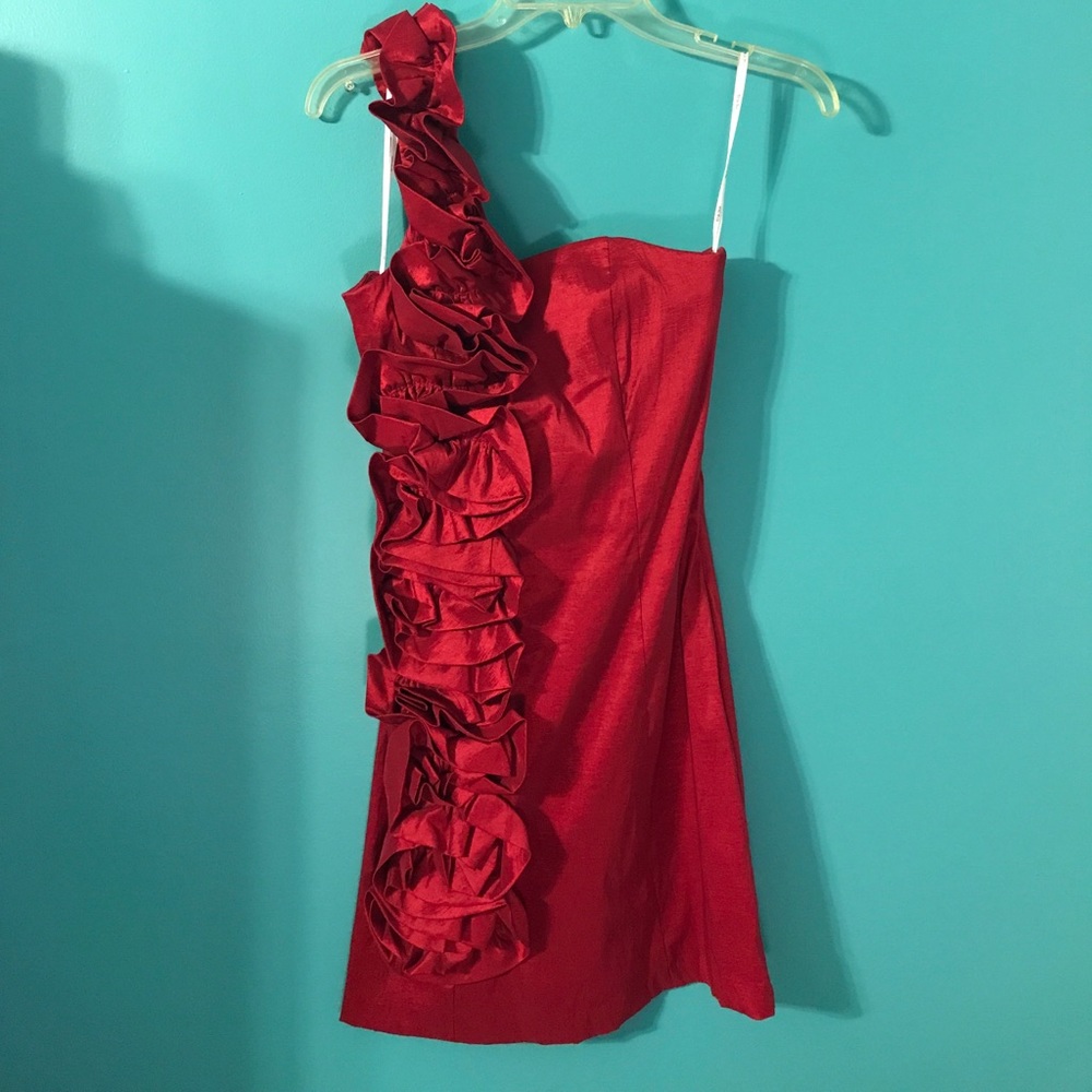 Red one-shoulder dress