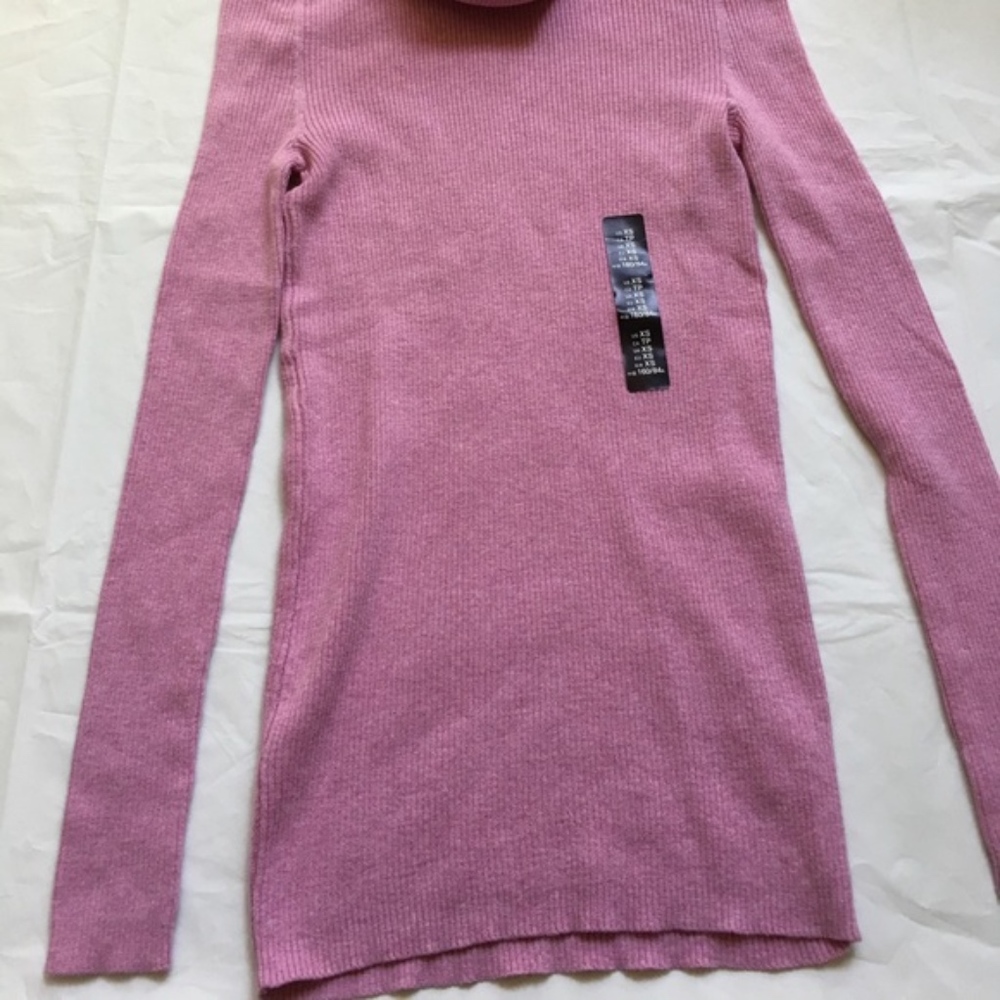 NEW GAP Orchid Ribbed Skinny Turtleneck Sweater - Picture 4 of 5