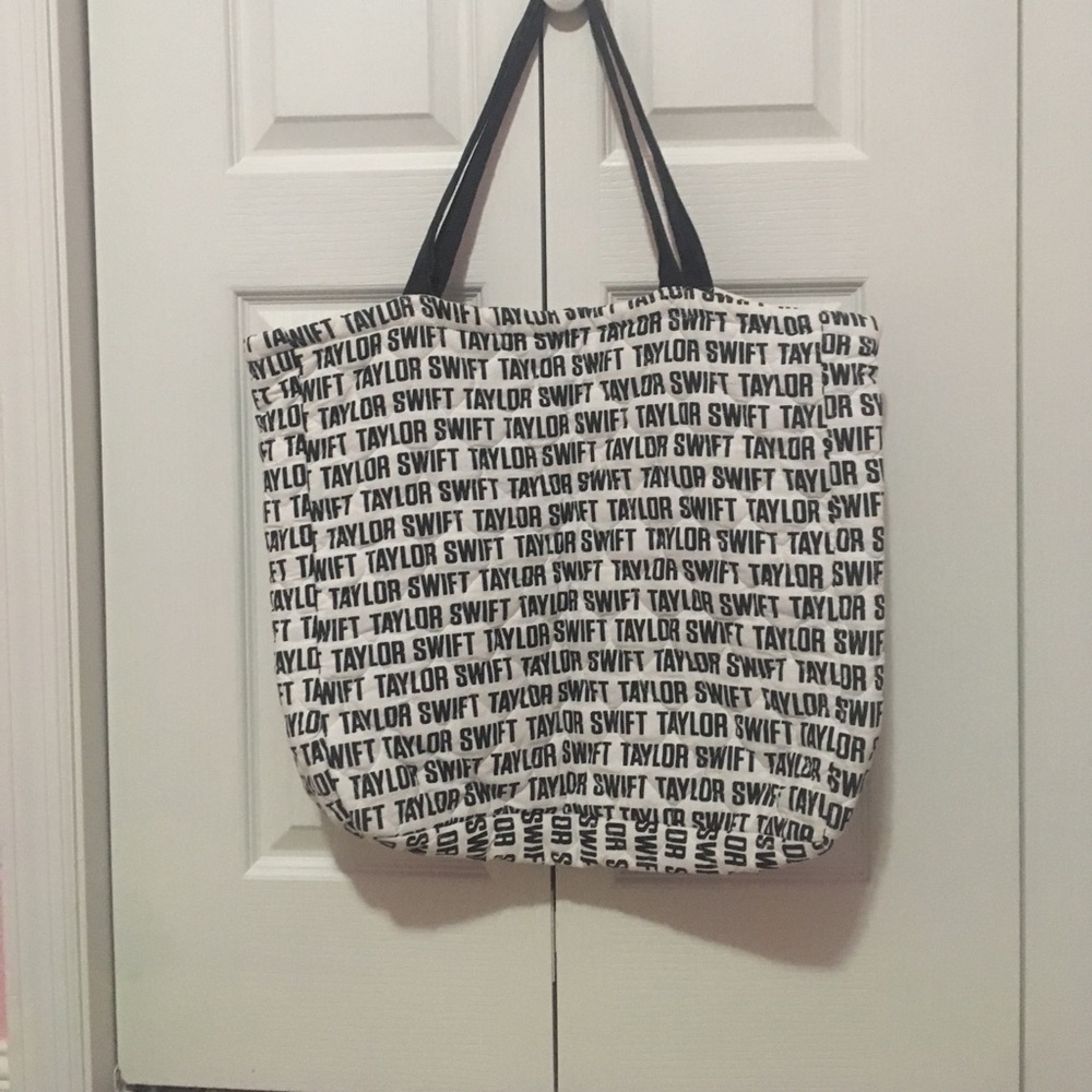 TAYLOR SWIFT Tote Bag