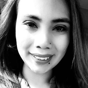 Meet your Posher, Yanira