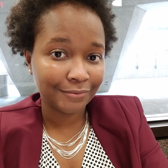 Meet your Posher, Tiffani - Picture 4 of 4