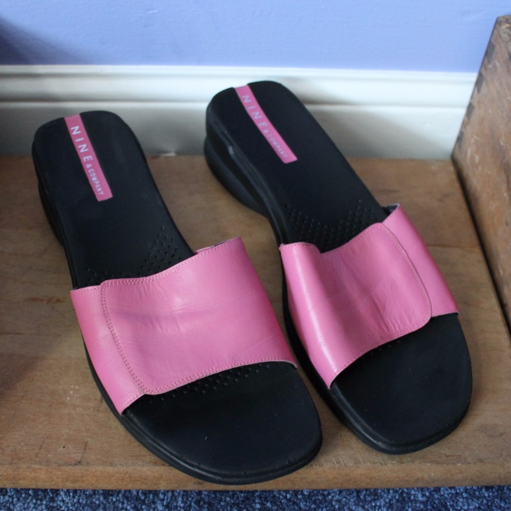 Nine & Company Pink Leather Slip On Sandals