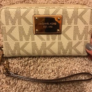 Michael Kors Vanilla Logo Wristlet