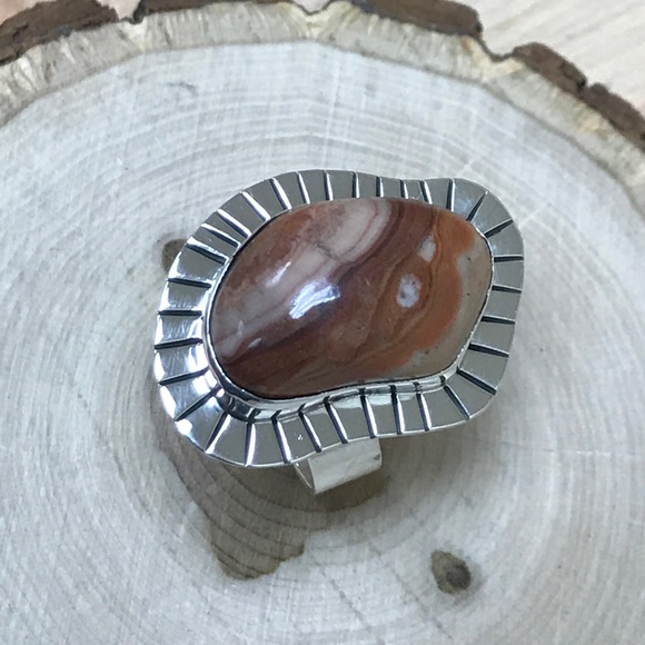 Ring - Picture 4 of 7