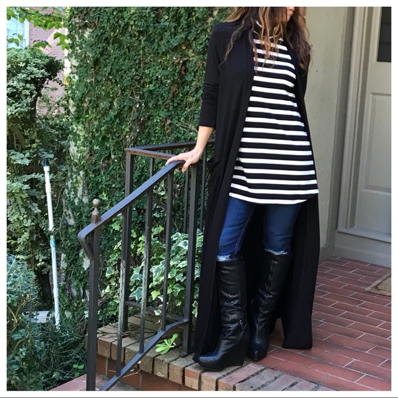 ✨LAST ONE✨✨Black side pocket long knit duster - Picture 3 of 7