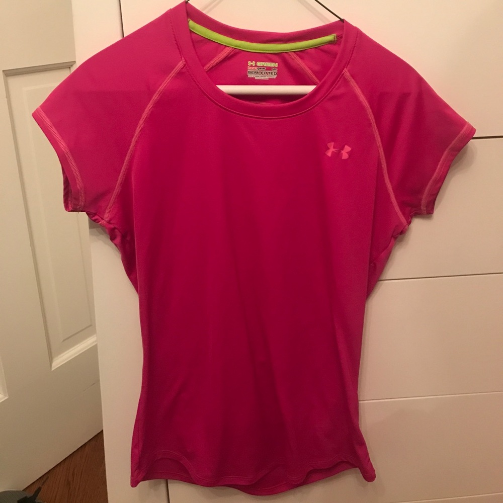 Under armor pink shirt