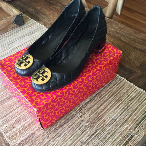 Tory Burch Shoes - Tory Burch Quilted Block Heel (Size 8.5)