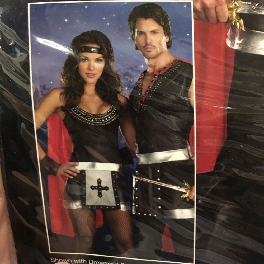 XL Men & Med Lady costumes! His New/hers worn x1