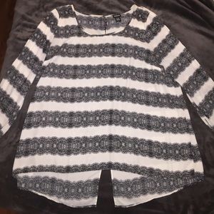 NWOT Black and White Torrid Blouse