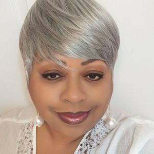 Meet your Posher, Sandy