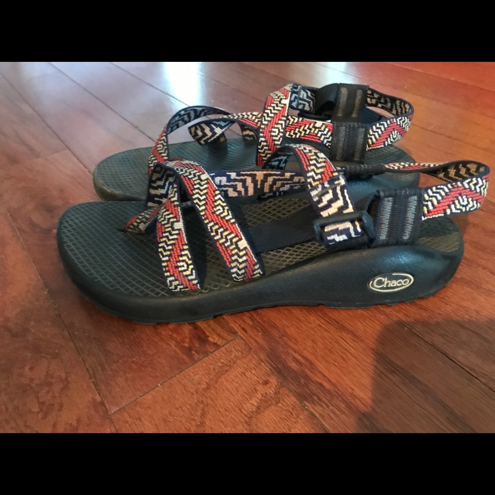 Chacos Size 8