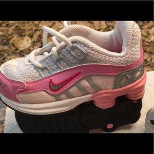 Nike sneakers Nike sneakers