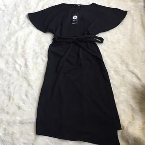 Boohoo maternity/nursing wrap dress