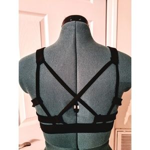 Strappy High Neck Play Sports Bra