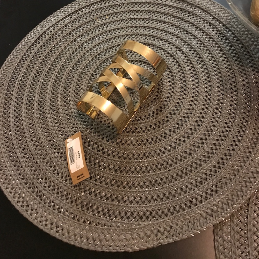 Gladiator bracelet