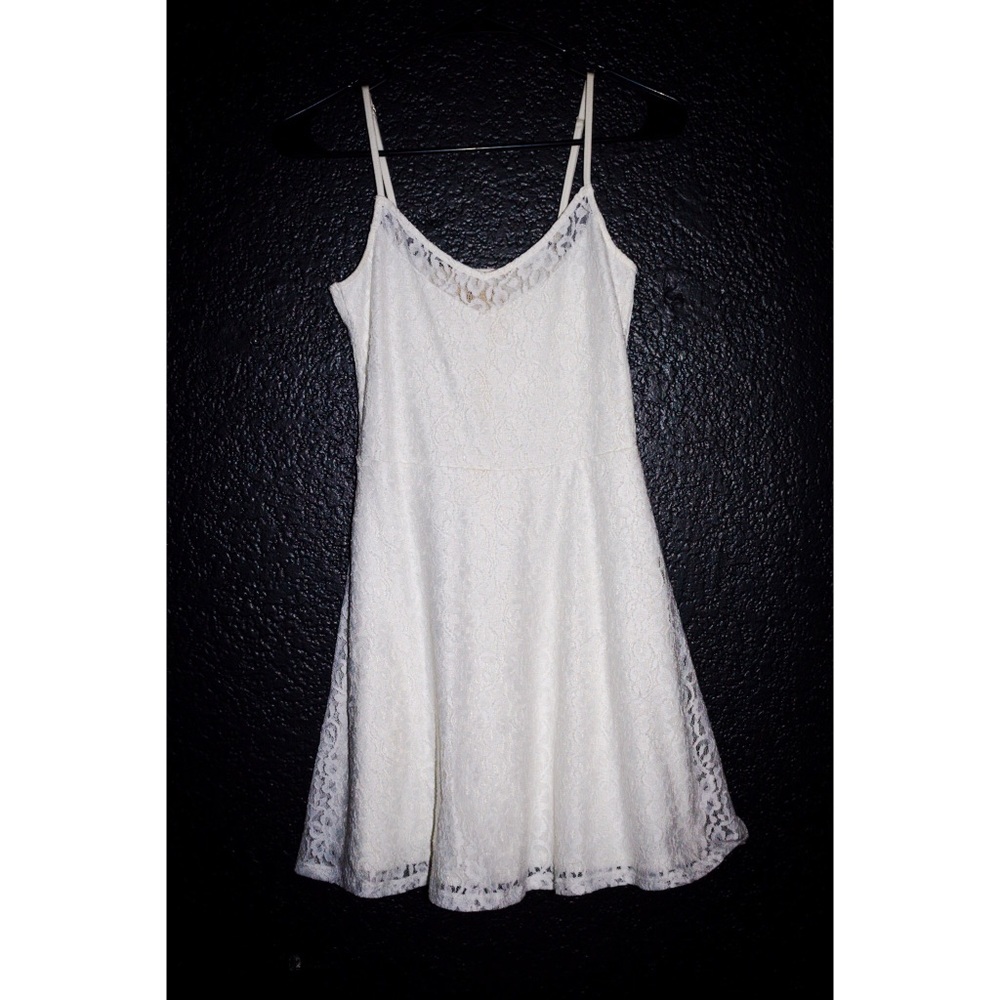 White lace dress