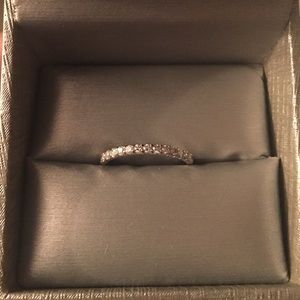 1/4CT TW Prong Band 14K