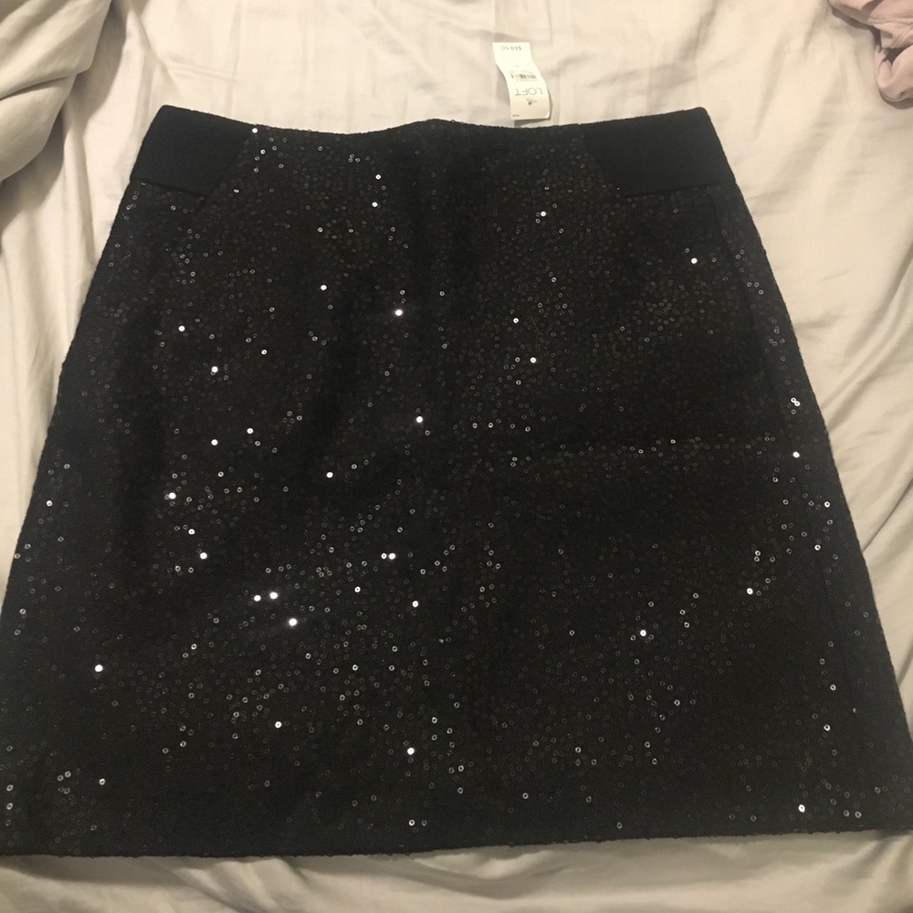 Black sequins skirt