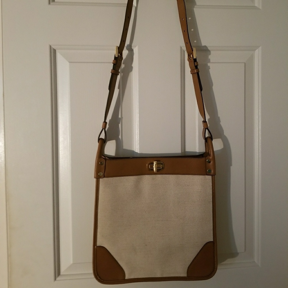 Michael Kors Messenger Bag