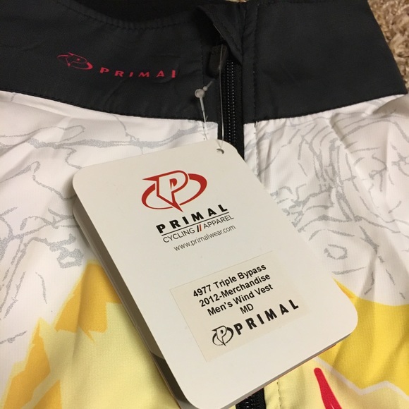 Men's wind vest - Picture 2 of 3