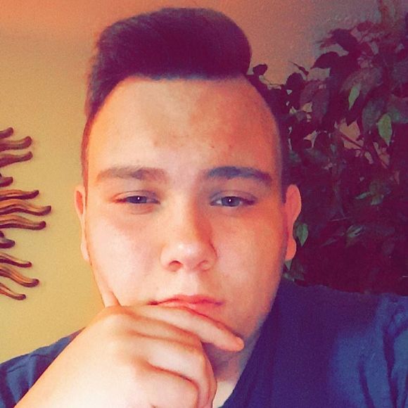 Meet your Posher, Christopher - Picture 1 of 1