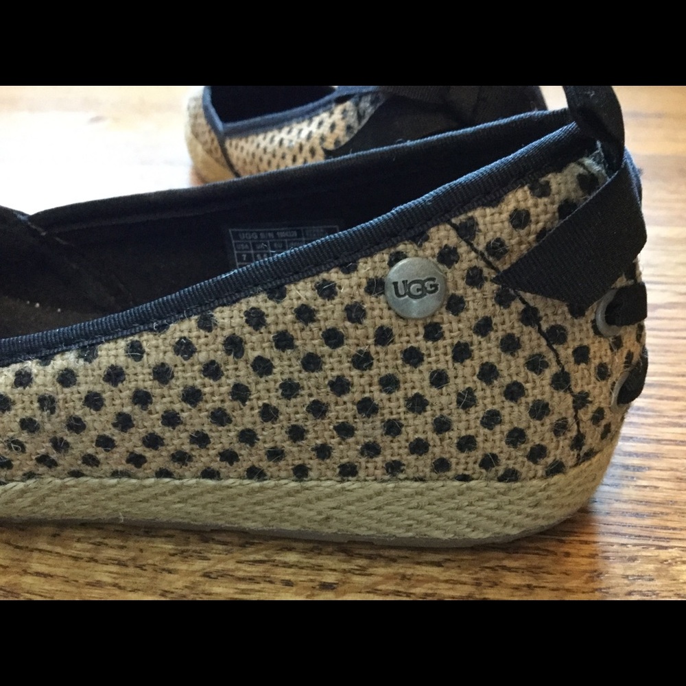 Ugg flats
