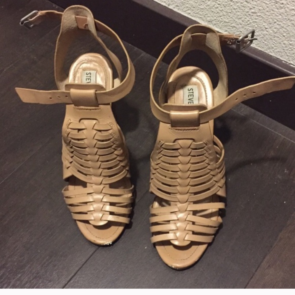 Steve Madden sandal block heel