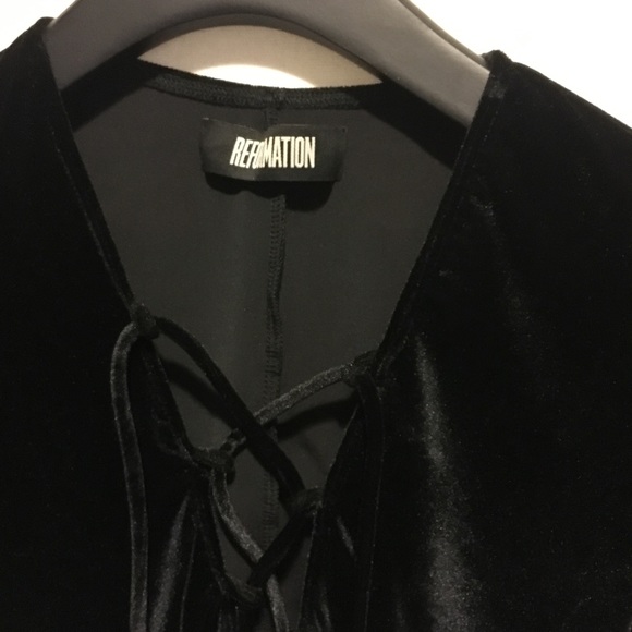 Reformation Avalon velvet bodysuit - Picture 3 of 4
