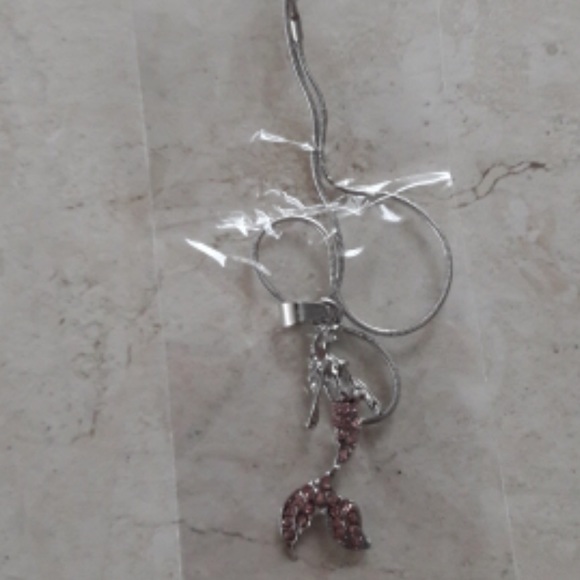 (S1) Pink Mermaid Necklace - Picture 2 of 2