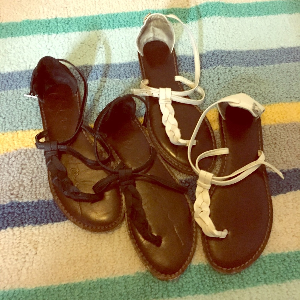 Bundle of Gently Used Aeropostale Sandals