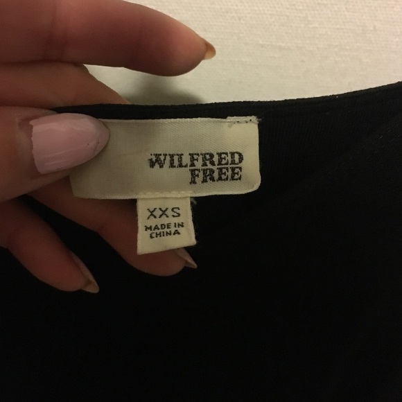 Aritzia slip dress - lined with adjustable straps - Picture 3 of 3