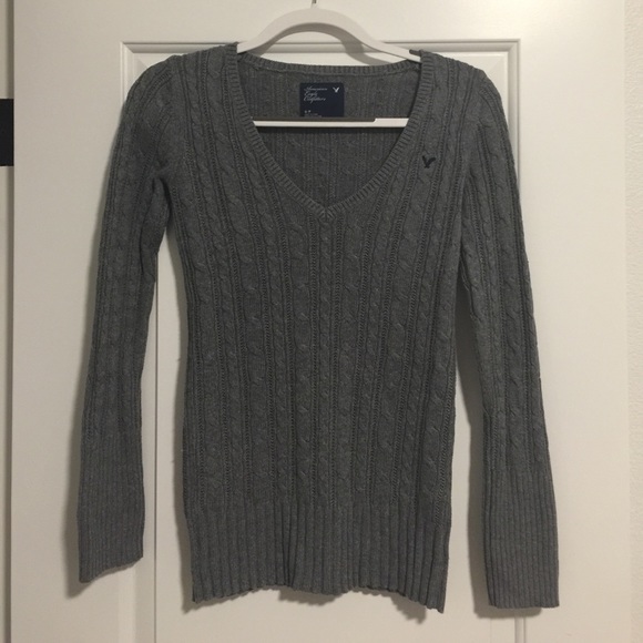 American Eagle Sweater - Picture 1 of 4