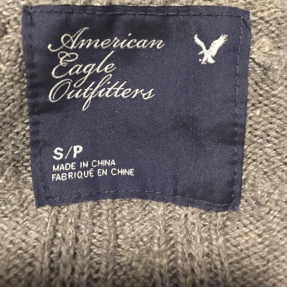 American Eagle Sweater - Picture 2 of 4