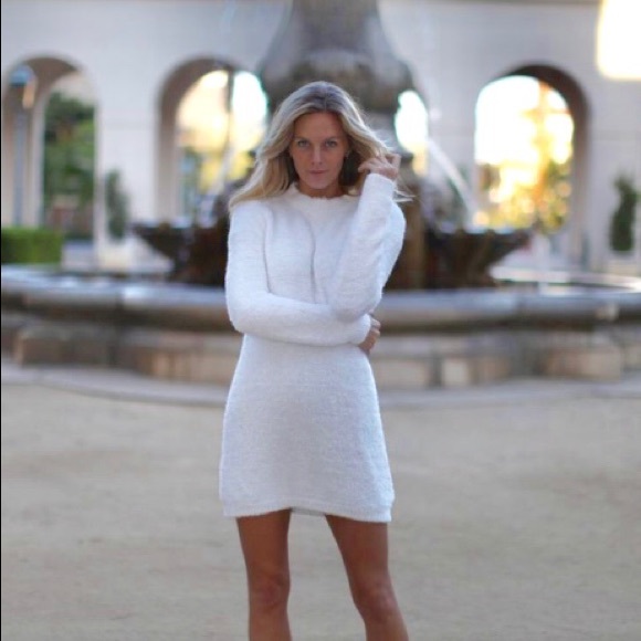 ✨Sadie & Sage | Textured Tunic Sweater✨ - Picture 3 of 8