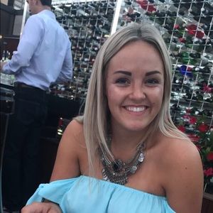 Meet your Posher, Riley