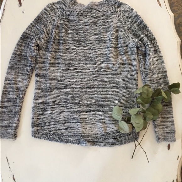 Like new speckled crew neck knitted sweater - Picture 2 of 3