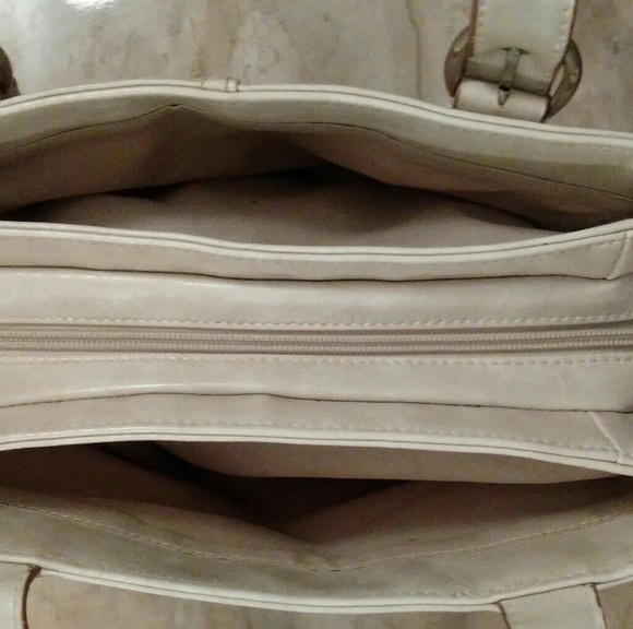 XOXO purse - Picture 2 of 6