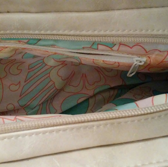 XOXO purse - Picture 6 of 6