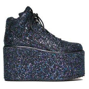 YRU qozmo glitter high.