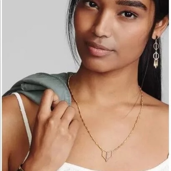 Layered necklace - Picture 4 of 6