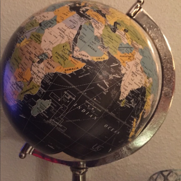 Meet your Posher, Ophelia - Picture 1 of 1